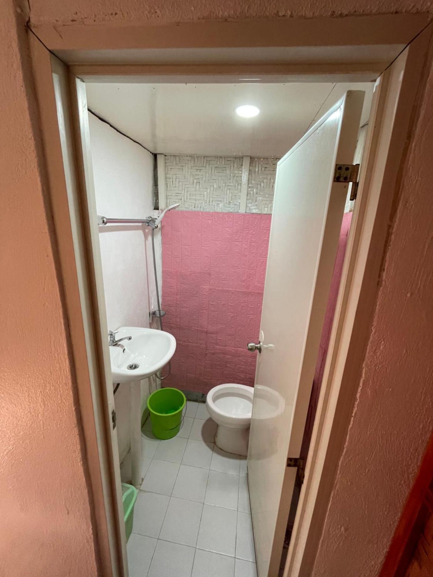 Fely'S Homestay Batuan Exterior photo